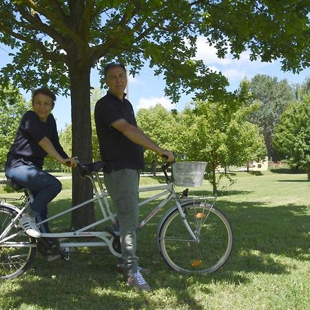 Agriturismo Fattoria Corte Roeli Malalbergo Eksteriør billede