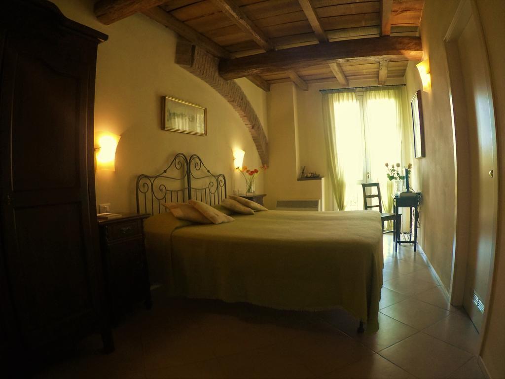 Agriturismo Fattoria Corte Roeli Malalbergo Eksteriør billede