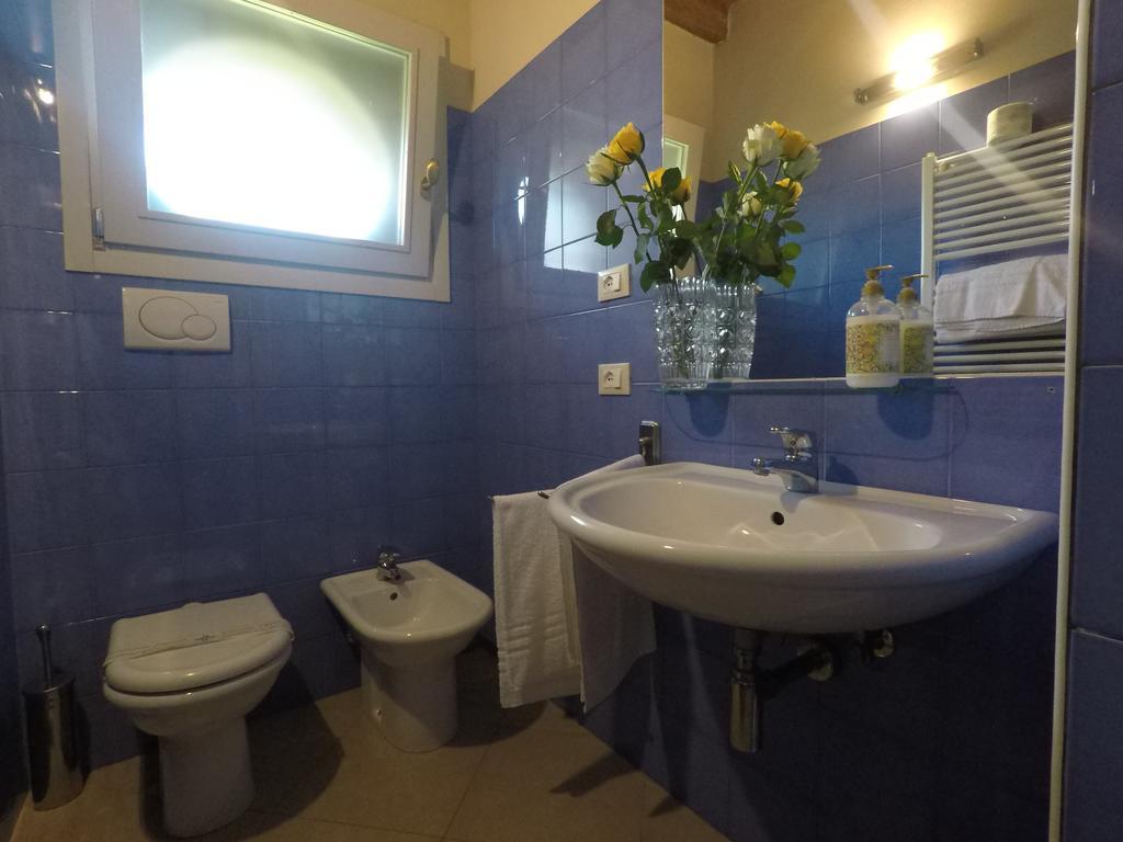 Agriturismo Fattoria Corte Roeli Malalbergo Eksteriør billede