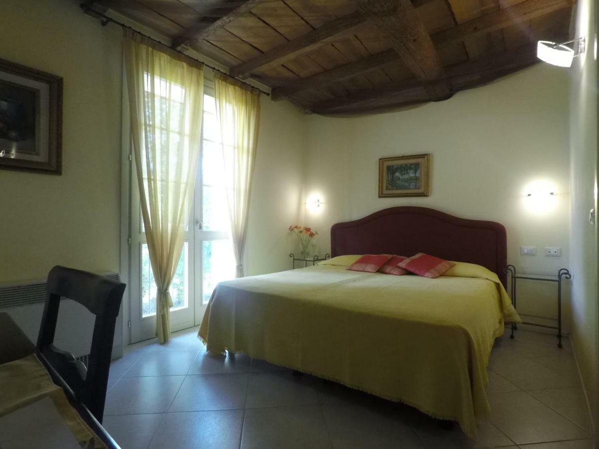 Agriturismo Fattoria Corte Roeli Malalbergo Eksteriør billede